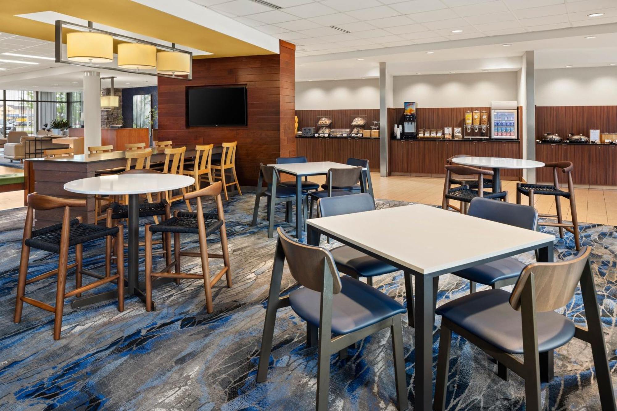 Fairfield & By Marriott Cedar Falls 3* Waterloo